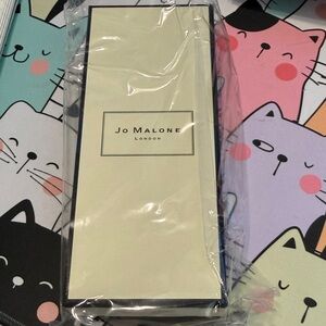 Jo Malone Cream and Black Gift Box